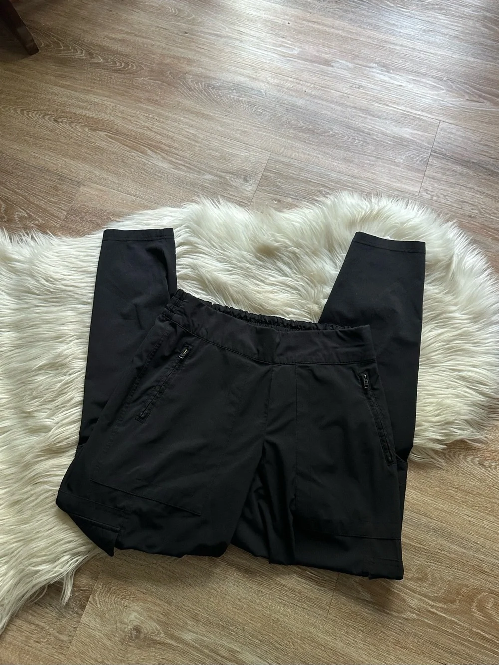ATHLETA Chelsea Cargo Pants In Black